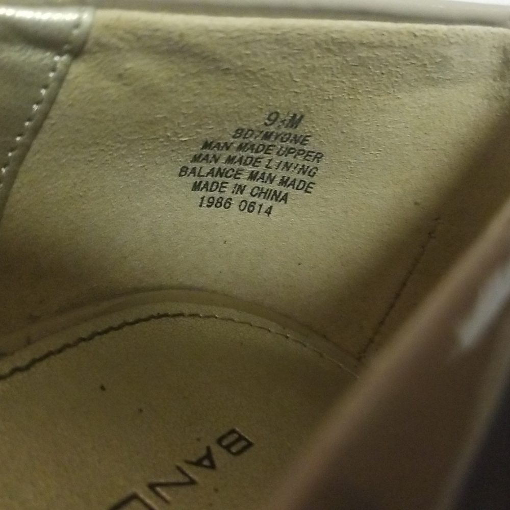 Shoes - Picture 3 of 3